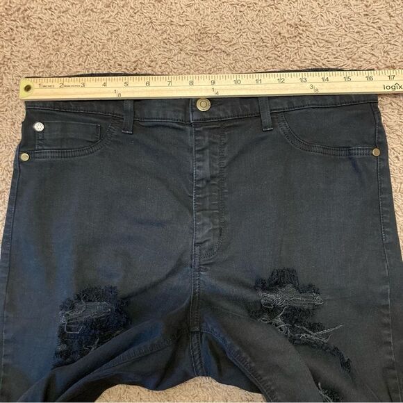 Pistola Black Jeans Womens Size 31 Distressed Ripped Pants Skinny Jeans Mid Rise - Picture 9 of 10